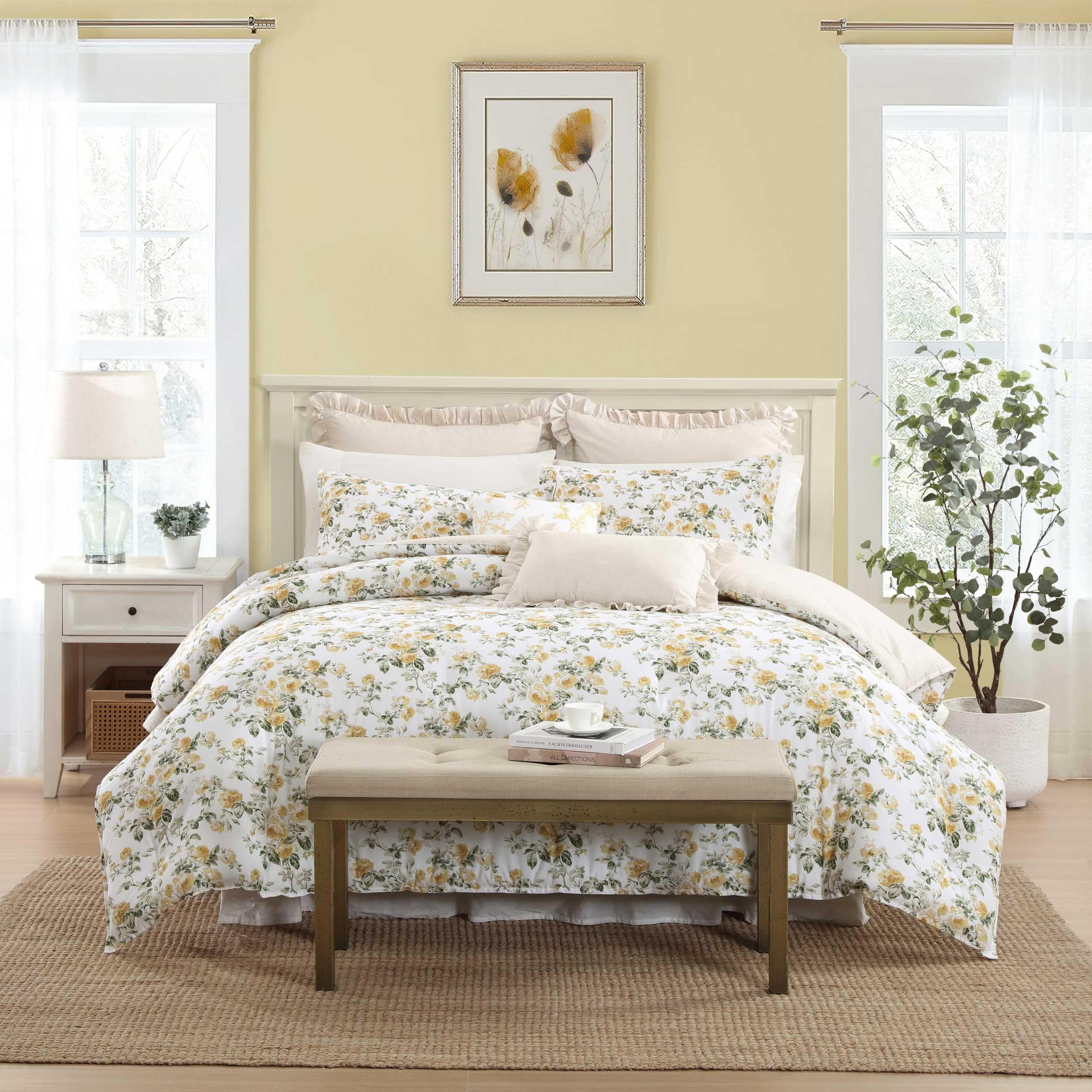 Amazon.com: Laura Ashley - Full/Queen Comforter Set, Premium